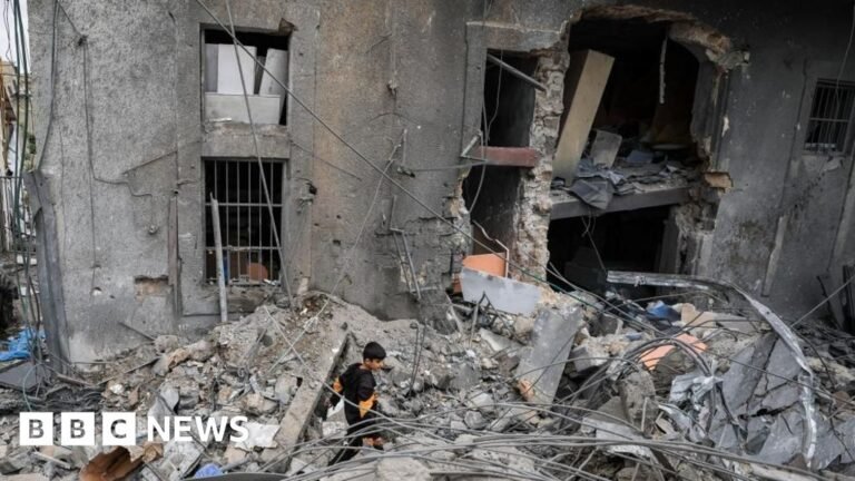 Israel Thaakuthal Gaza Hospital – 15 பேர் பலி, 4 பத்திரிகையாளர்கள் உட்பட
