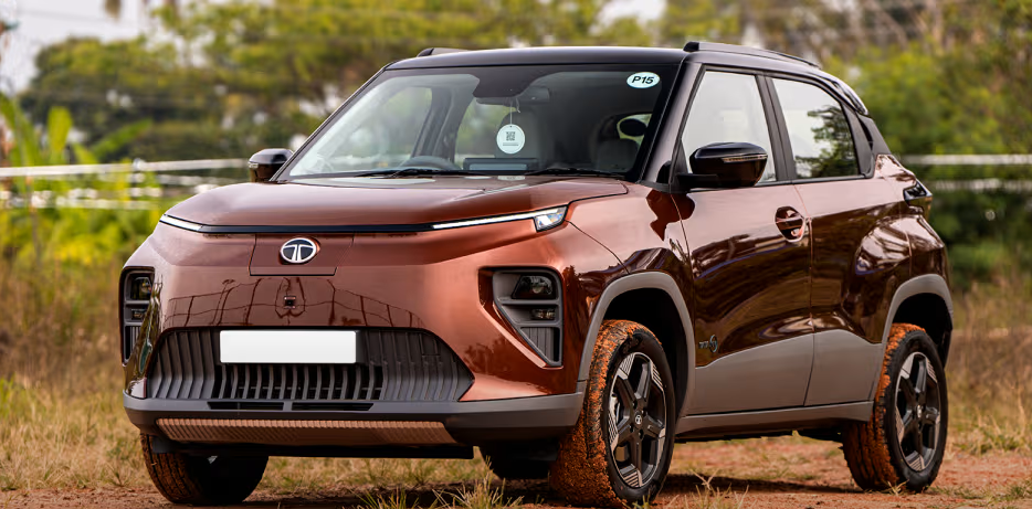 EV Maintenance Cost 2026: Electric Car-ஐ Maintain செய்ய வருடத்திற்கு எவ்வளவு செலவு?